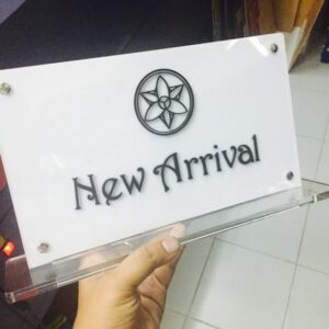 ป้าย New Arrival