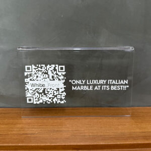 ป้ายอะคริลิคใสพิมพ์สีขาว