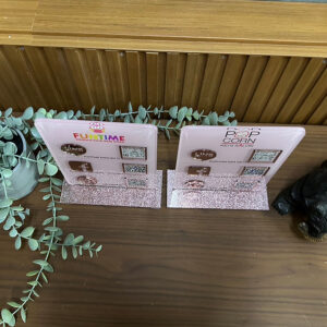 ป้าย QR Code ตั้งโต๊ะ กรอบนูน สีมิลเลอร์ ฐานสีชมพูประกายเพชร