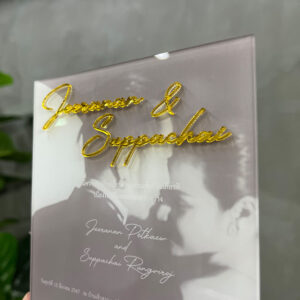 การ์ดงานแต่งงาน ชื่อบ่าวสาว ติดตัวอักษรทอง